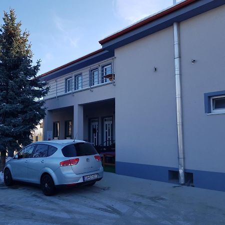 Ubytovanie House Galanta Dış mekan fotoğraf